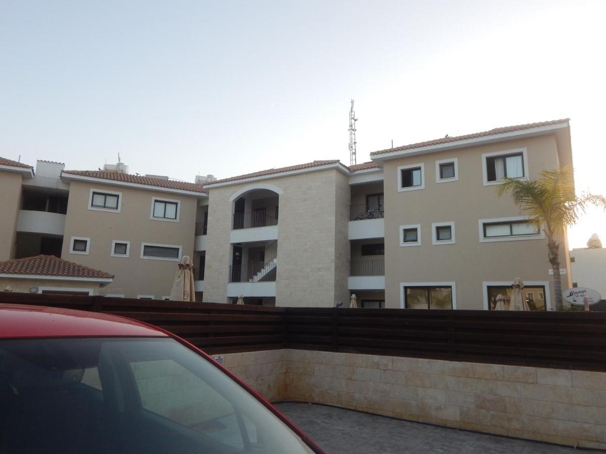 Barlee'S Apartment Paralimni Exteriér fotografie